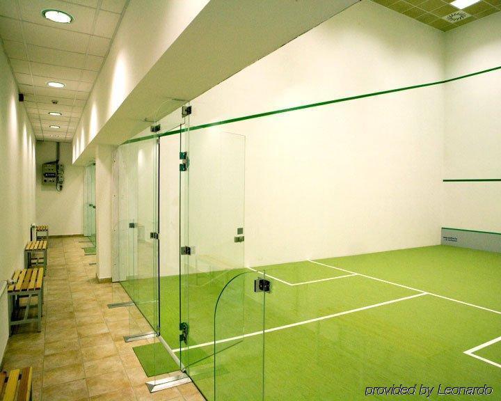 Hotel Famulus Győr Facilități foto